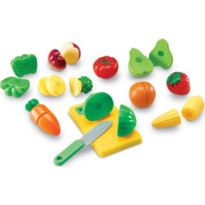 Pretend & Play® Sliceable Fruits & Veggies