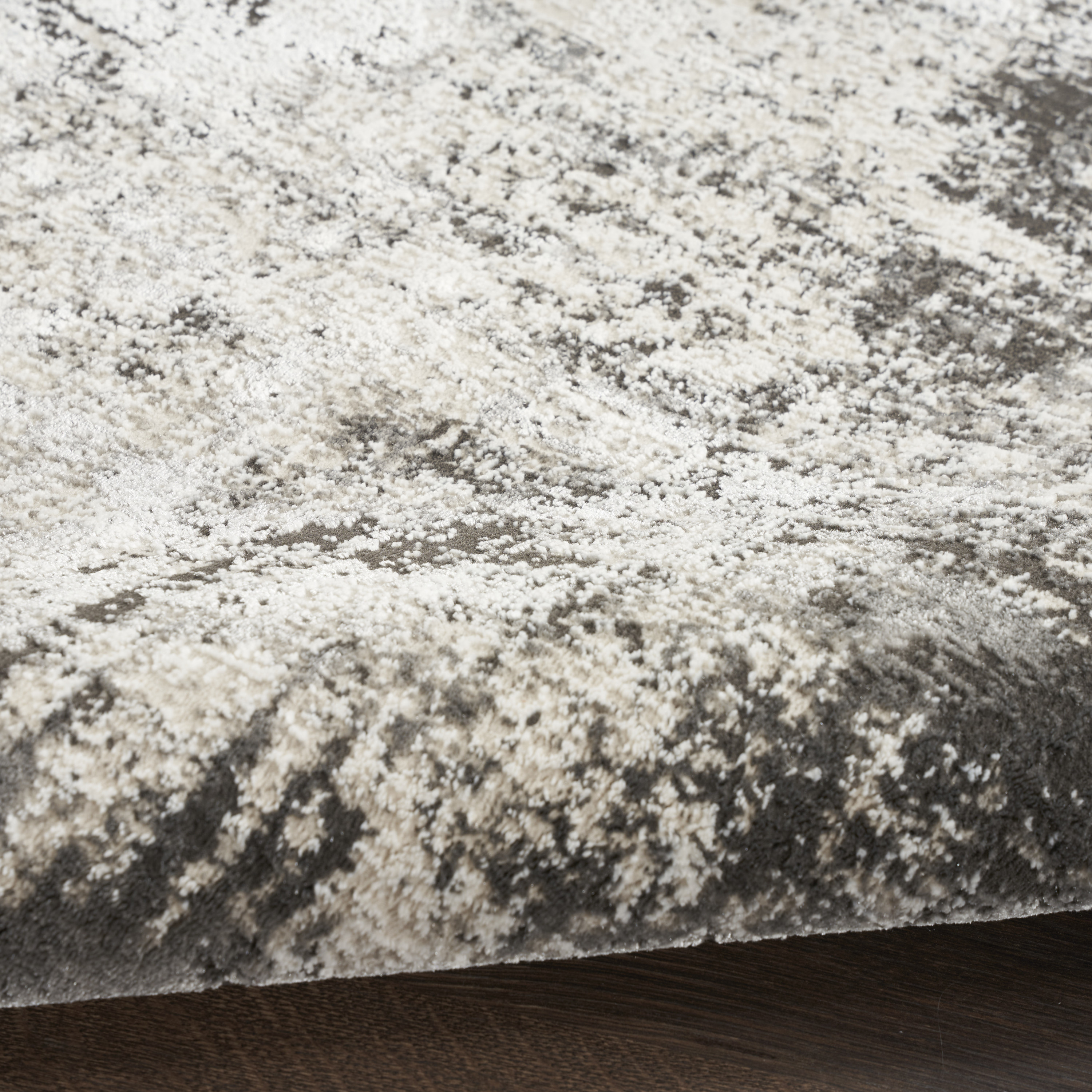 Nourison Desire 5'3" x 7'3" Grey Ivory Modern Indoor Rug