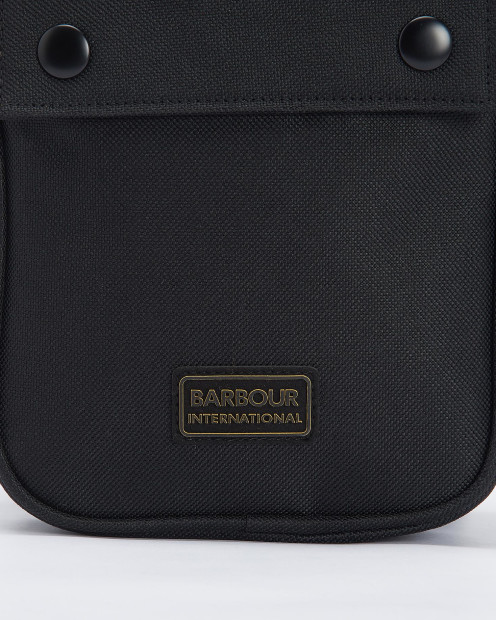 Knockhill Essential Crossbody Bag Classic Black
