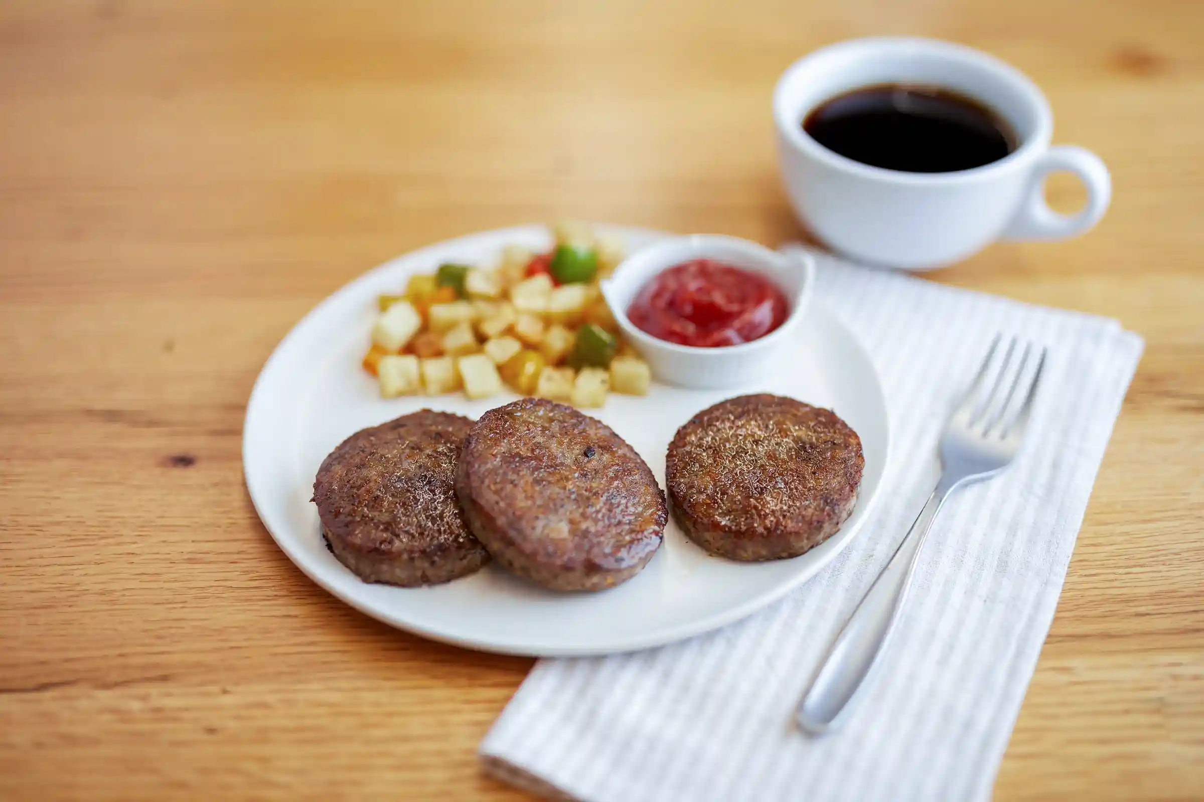 Rudy's Farm® Raw Whole Hog Country Style Sausage Patties https://images.salsify.com/image/upload/s--dGLQnqaD--/q_25/f24788cf3e96061b2a1e24f357349f0d82698261.webp