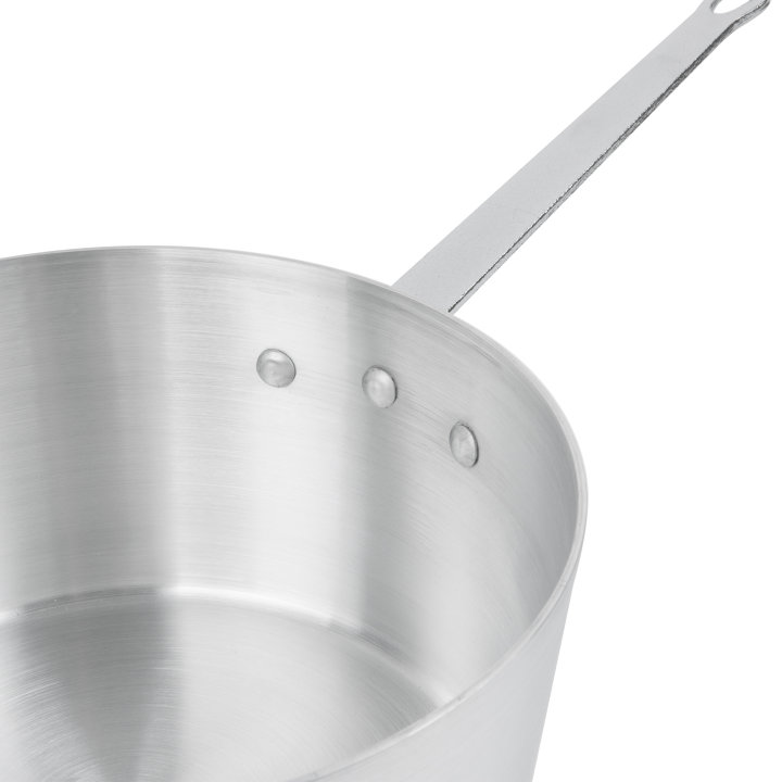8 ½-quart Arkadia™ aluminum saucepan in natural finish