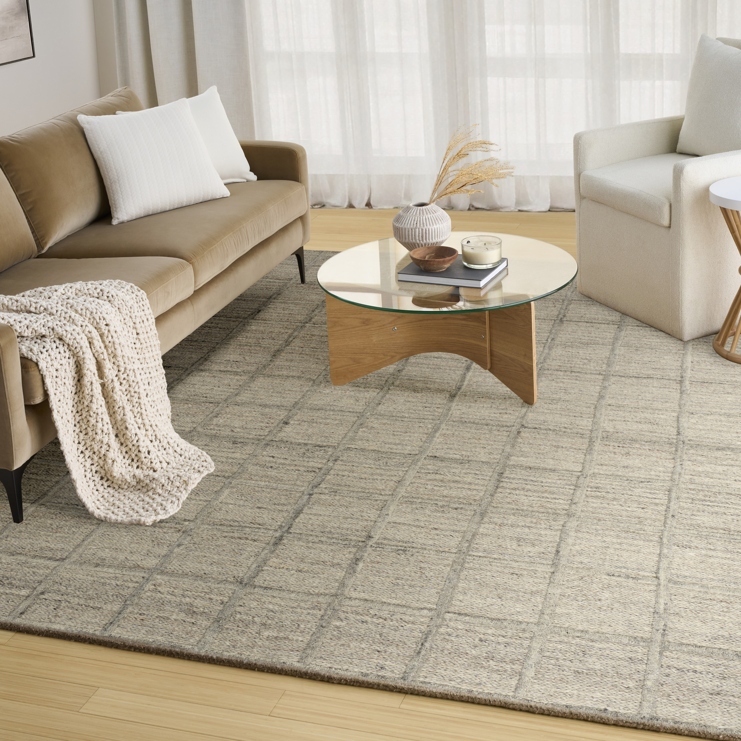DKNY Pure Framework 5' x 7'6" Silver Modern Indoor Rug