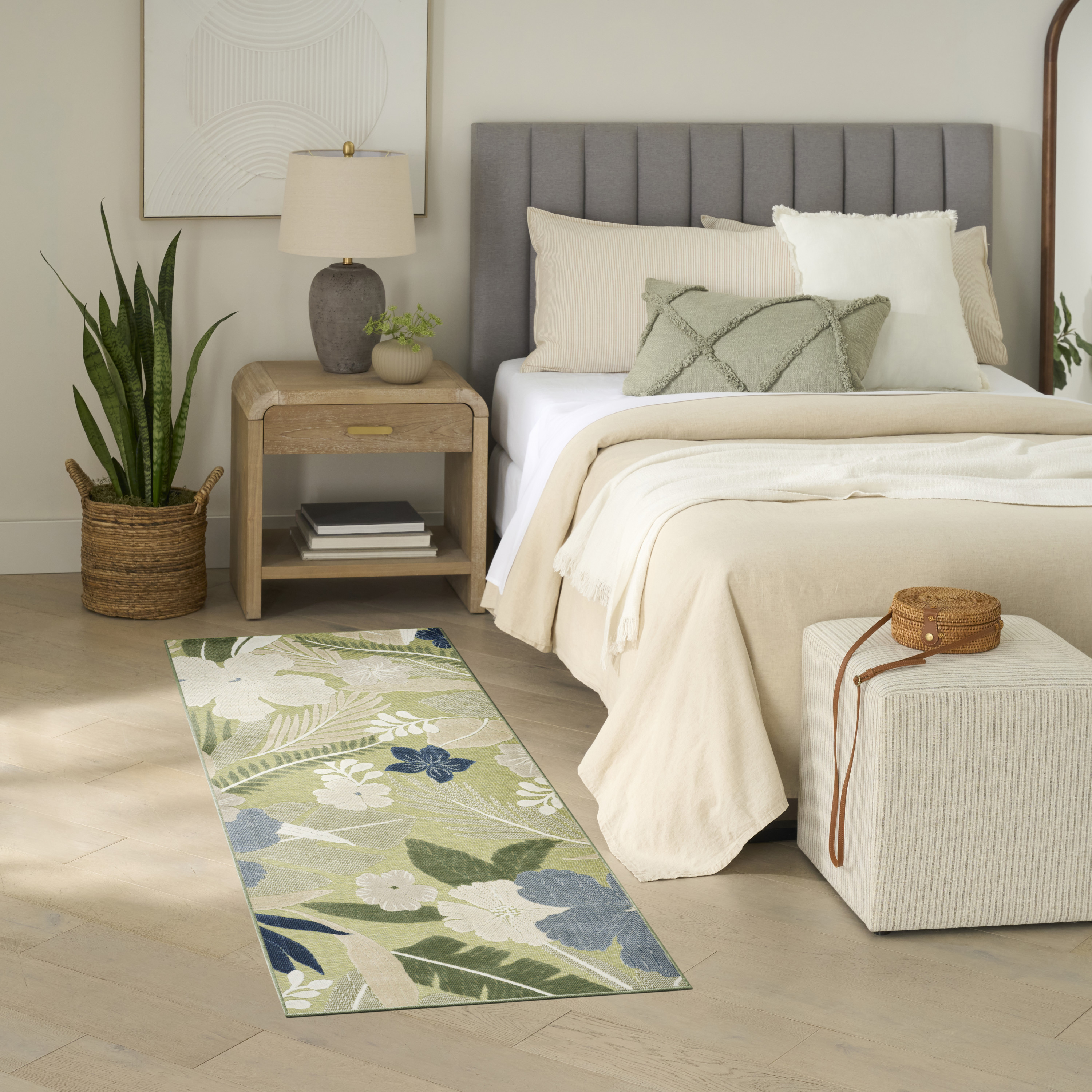 Nourison Suncoast 2' x 6' Green Blue Tropical Rug