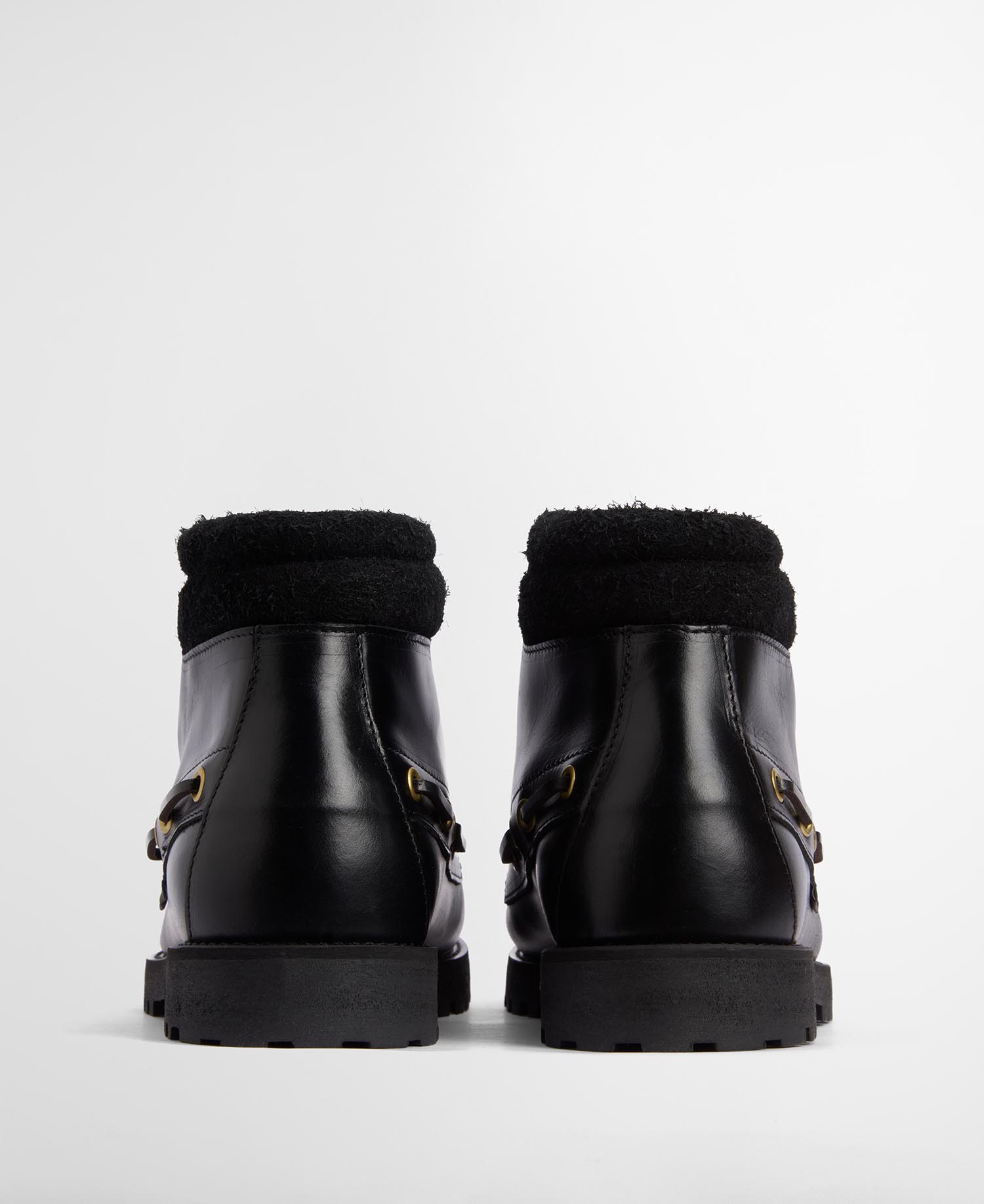 Boots Tiller image number 1