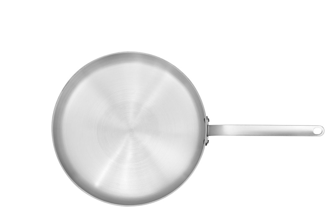 7 ½-quart Wear-Ever® aluminum sauté pan with natural finish and plated handle