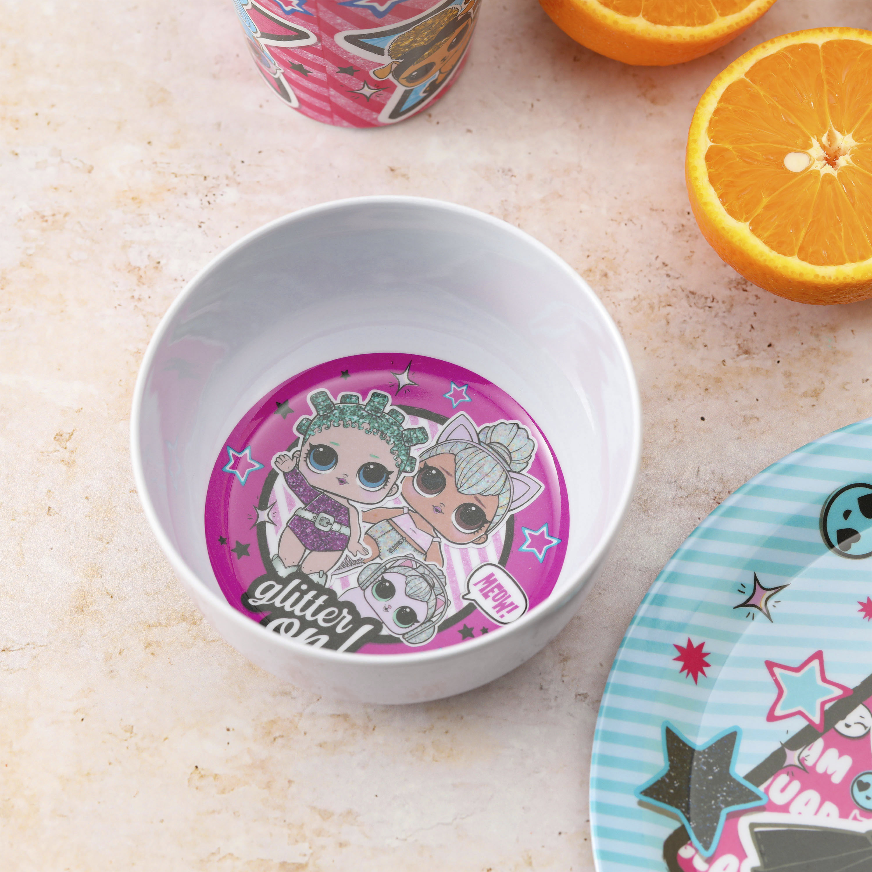 LOL Surprise Dinnerware Set, Glitter ON!, 5-piece set slideshow image 2 LOL Surprise Dinnerware Set, Glitter ON!, 5-piece set slideshow image 2