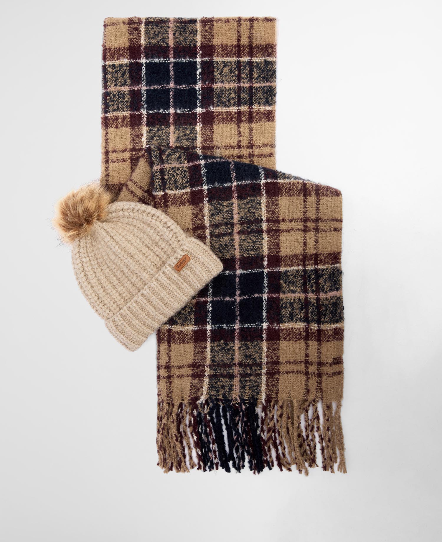 Set regalo berretto e sciarpa tartan Saltburn image number 0