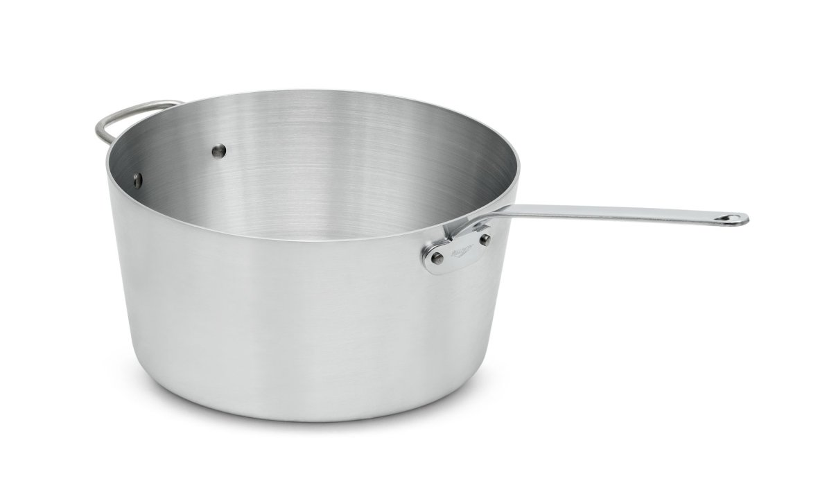 3 ¾-quart Wear-Ever® tapered aluminum saucepan with natural finish and plated handle