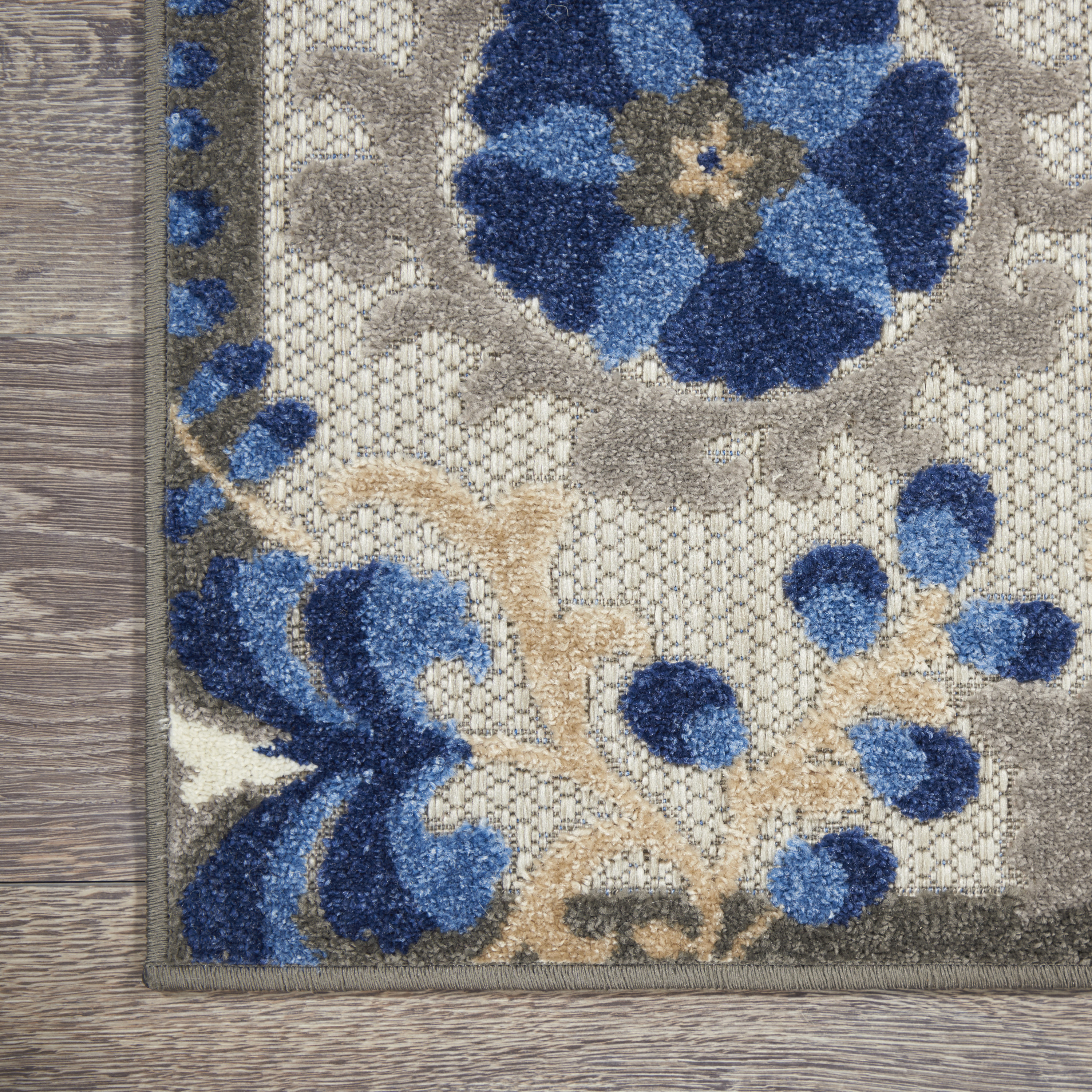 Nourison Aloha 6' x 9' Natural Blue Farmhouse Rug