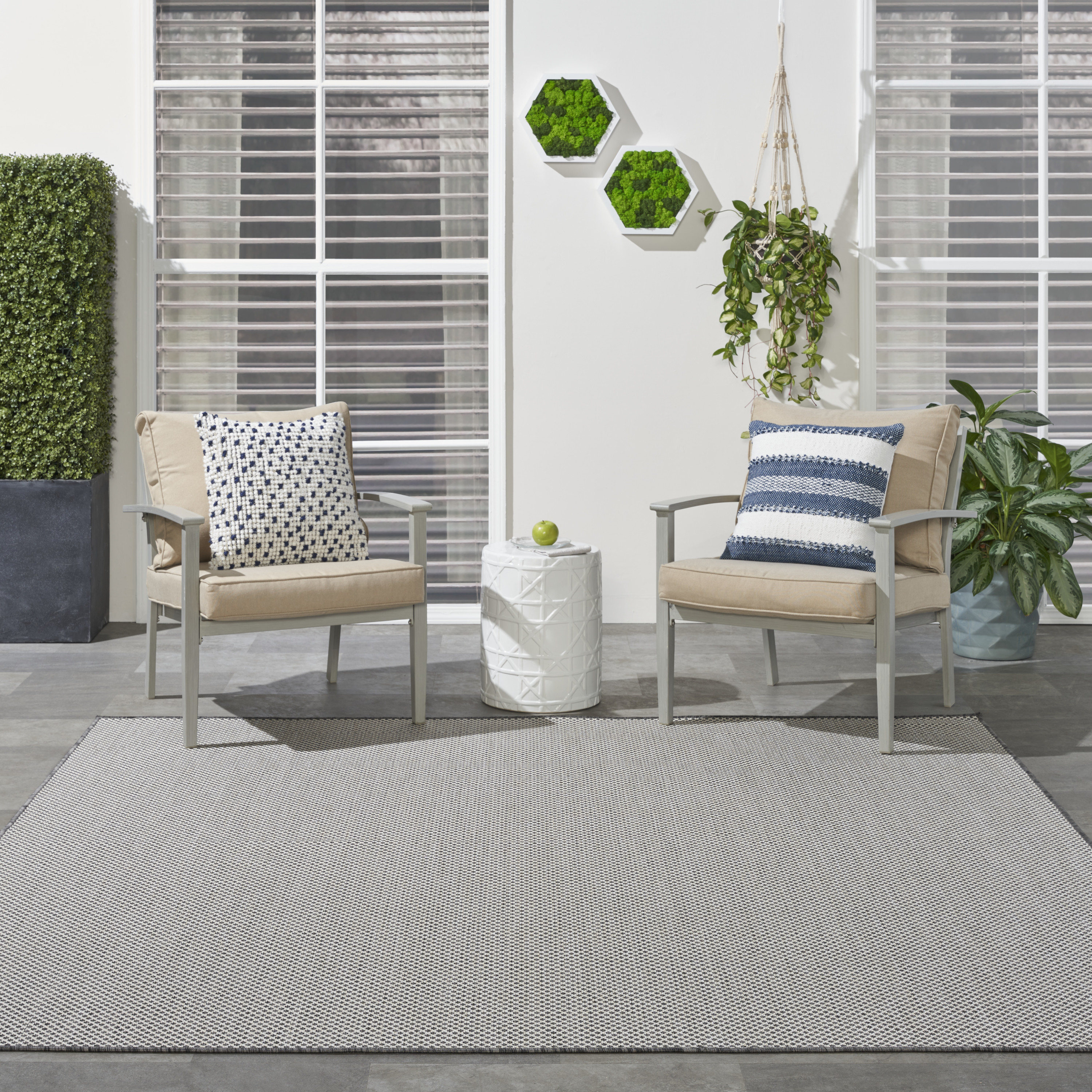 Nourison Courtyard 8' x Square Ivory Charcoal Modern Rug
