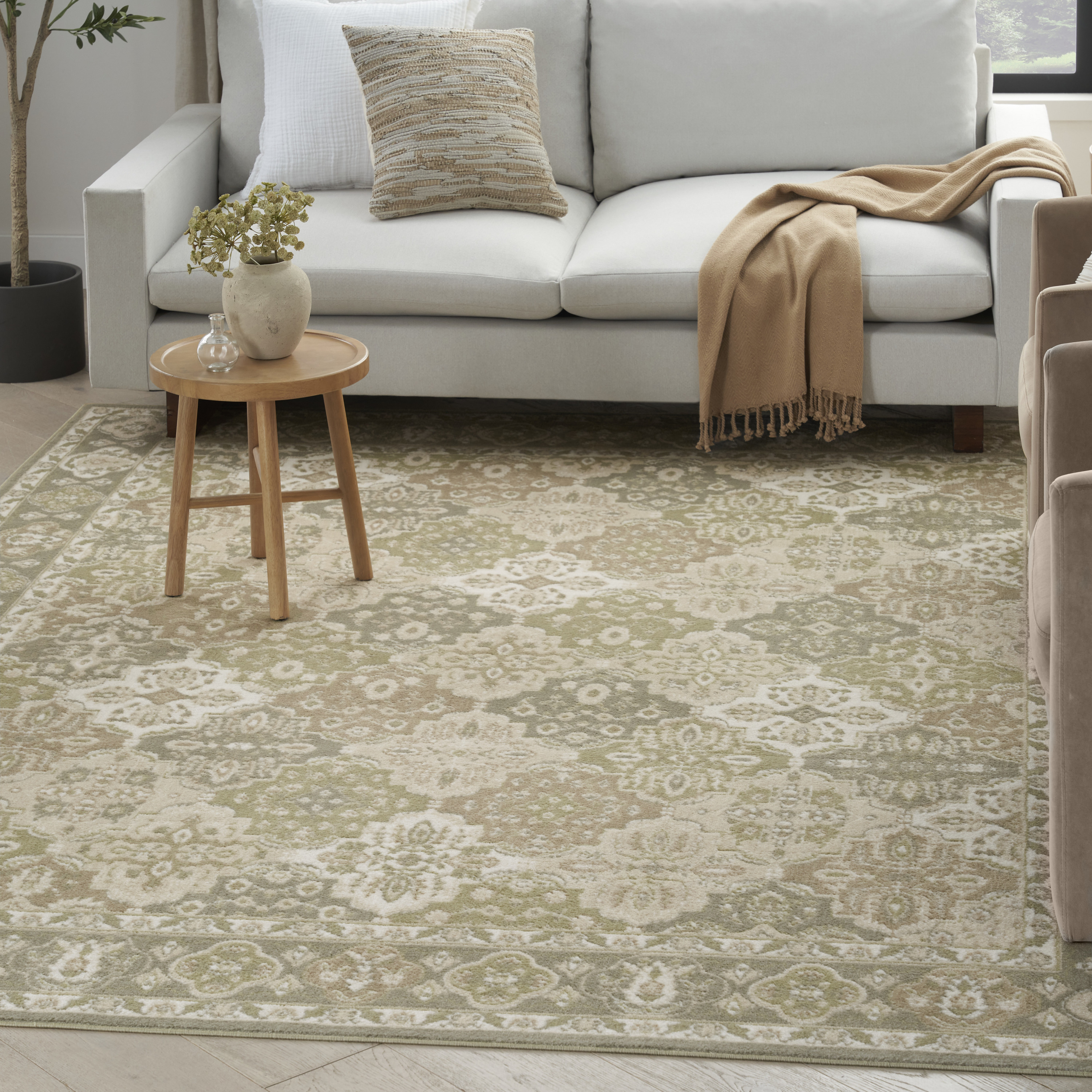 Nourison Grafix 3'9" x 5'9" Green Vintage Indoor Rug