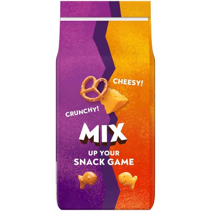 Goldfish® Flavor Blasted® Xtra Cheddar + Pretzel Baked Snack Crackers, 6.6 oz, bag - Back Image
