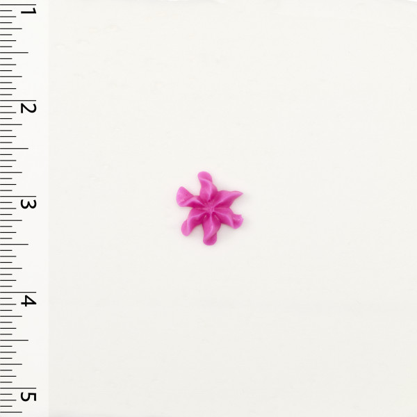 #131 Drop Flower Decorating Tip