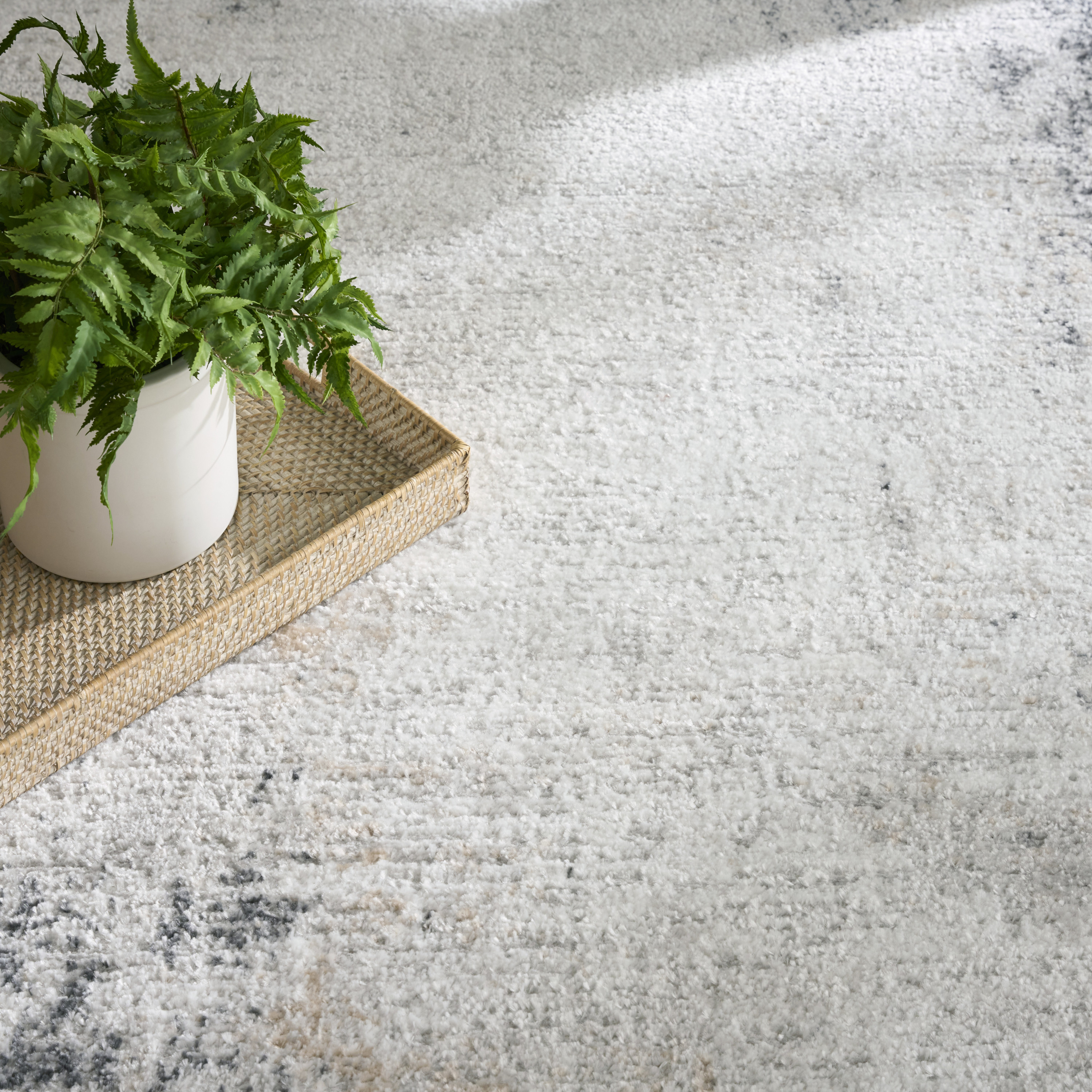Nourison Dekor 5'3" x 7' Grey Charcoal Modern Indoor Rug