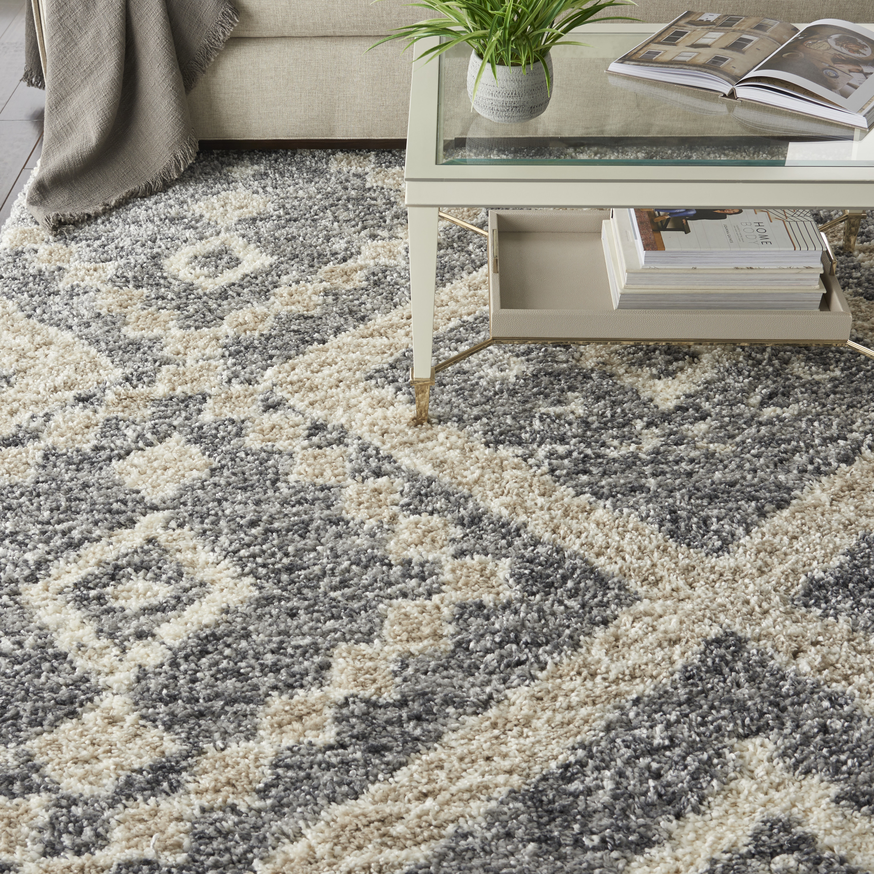 Nourison Oslo Shag 7'10" x 10'6" Grey Ivory Shag Indoor Rug
