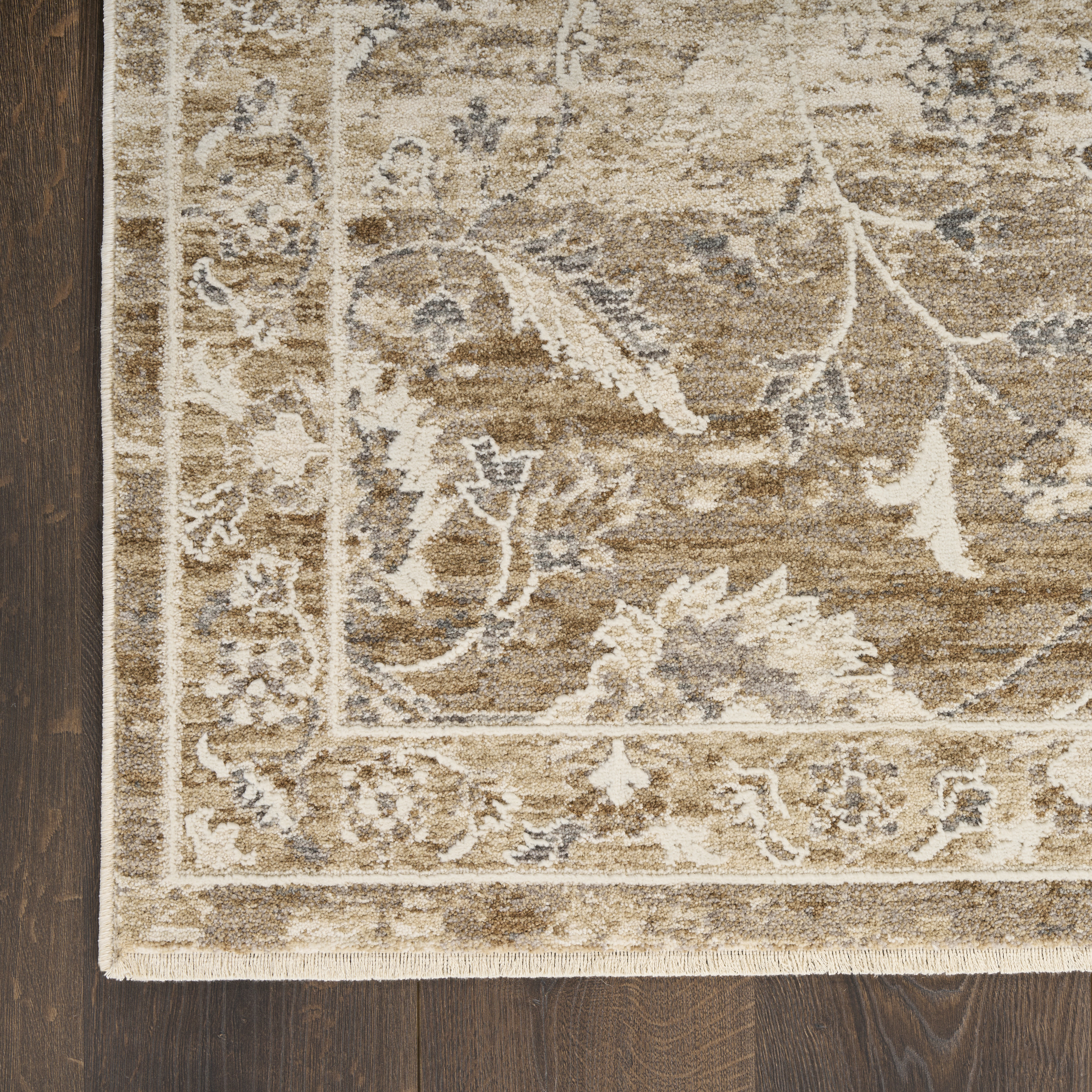 Nourison Retreat 5'3" x 7'6" Beige Vintage Indoor Rug