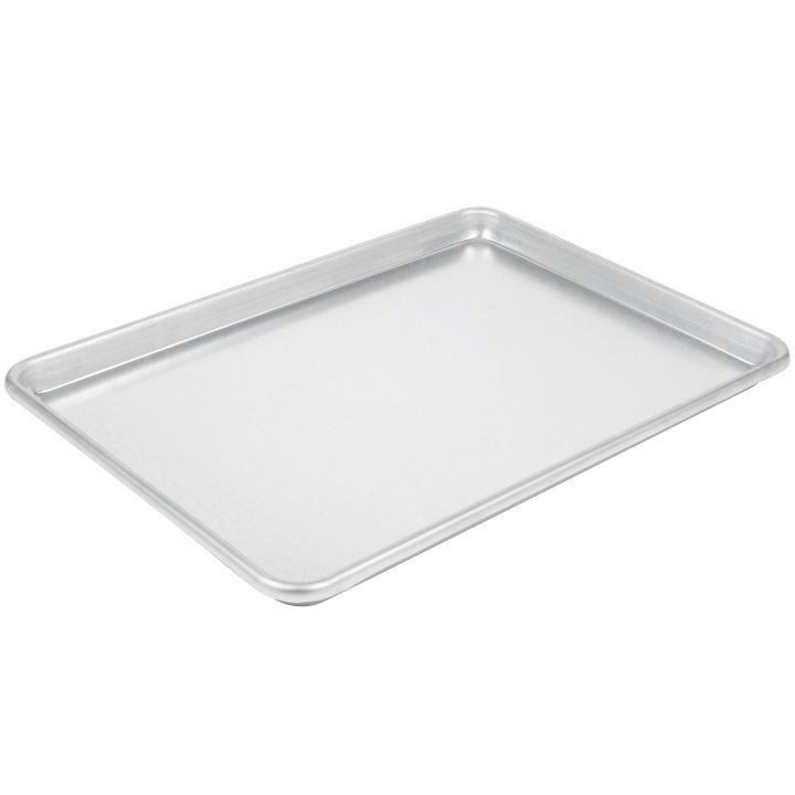 Half-size Wear-Ever® heavy-duty aluminum sheet pan with natural finish