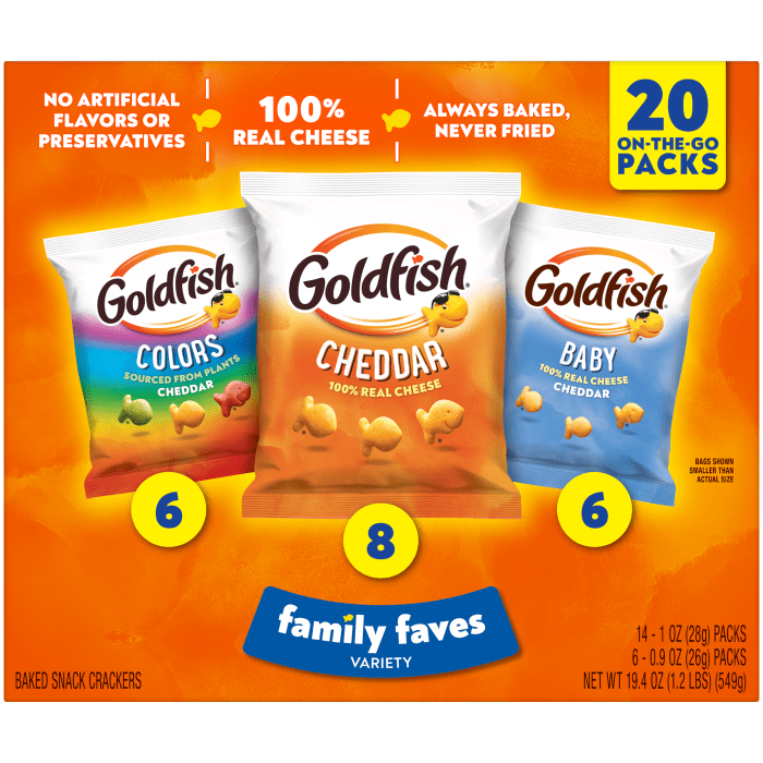 Goldfish® Family Faves Crackers Variety Pack, 20 count box, 19.4 oz, bag - Back Image