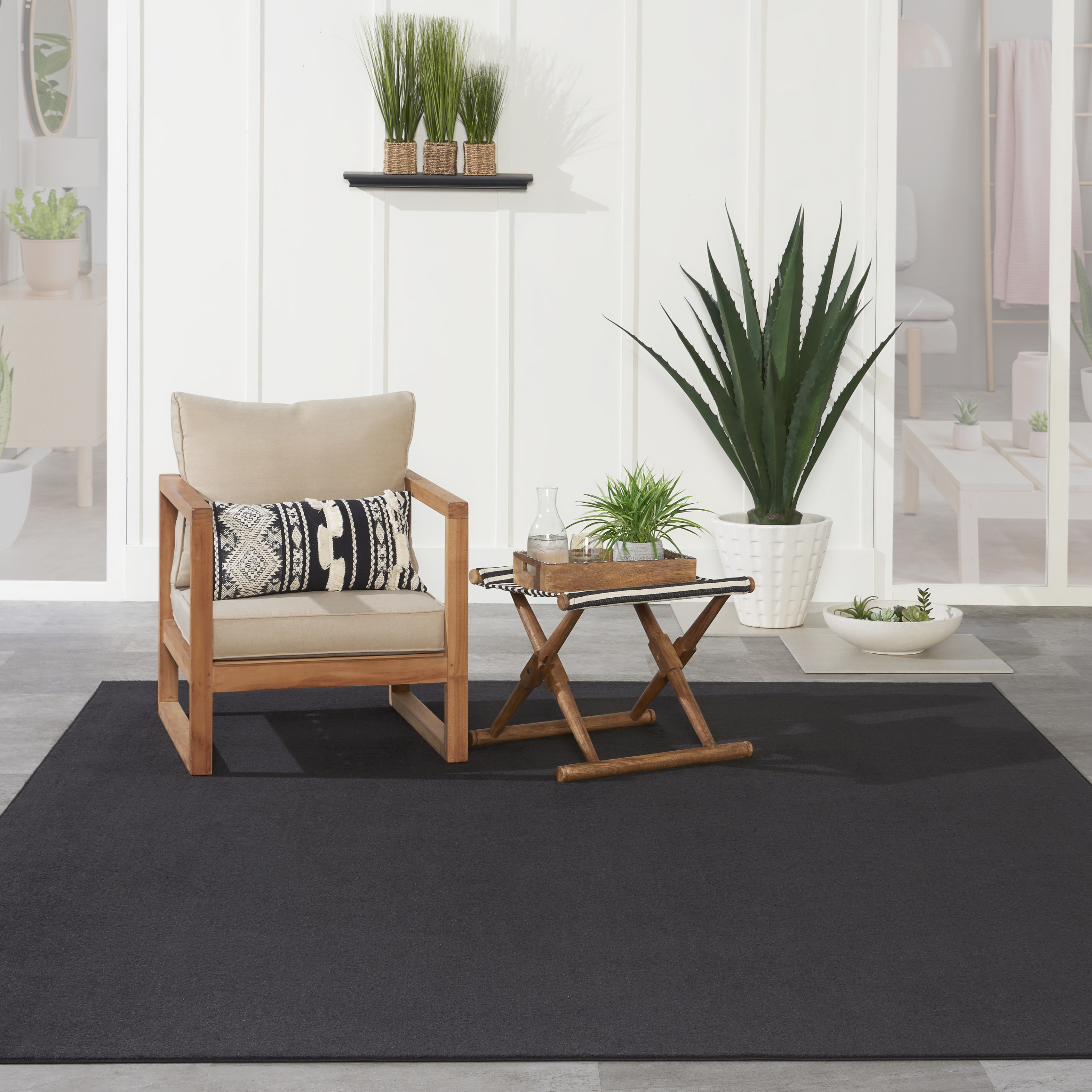 Nourison Nourison Essentials 7' x 10' Black Outdoor Rug