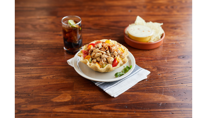 Tyson® Fully Cooked All Natural* Low Sodium Diced Chicken, Natural Proportion 60 White/40 Dark Meat, 0.5"_image_1