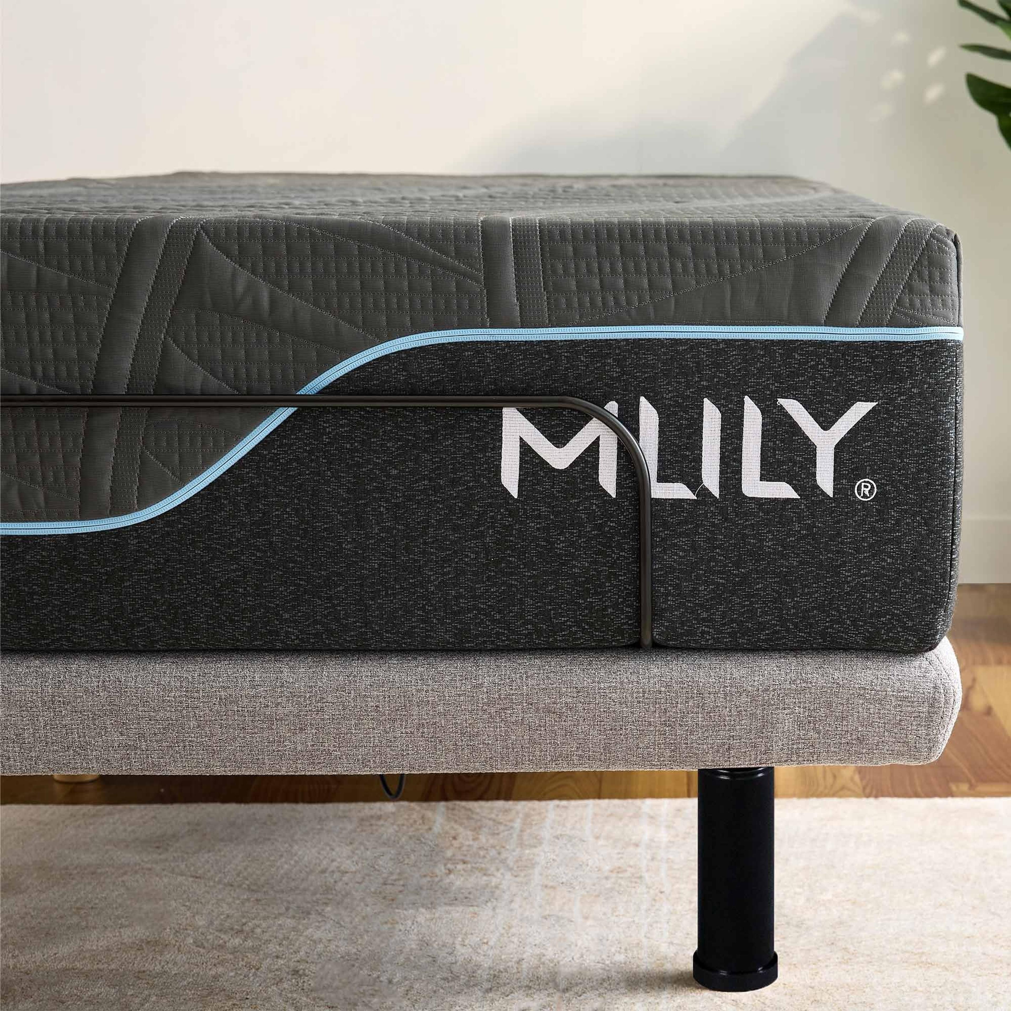 Lifestyle image of the  Mlily Irecover Elite Adjustable Base from Forty Winks