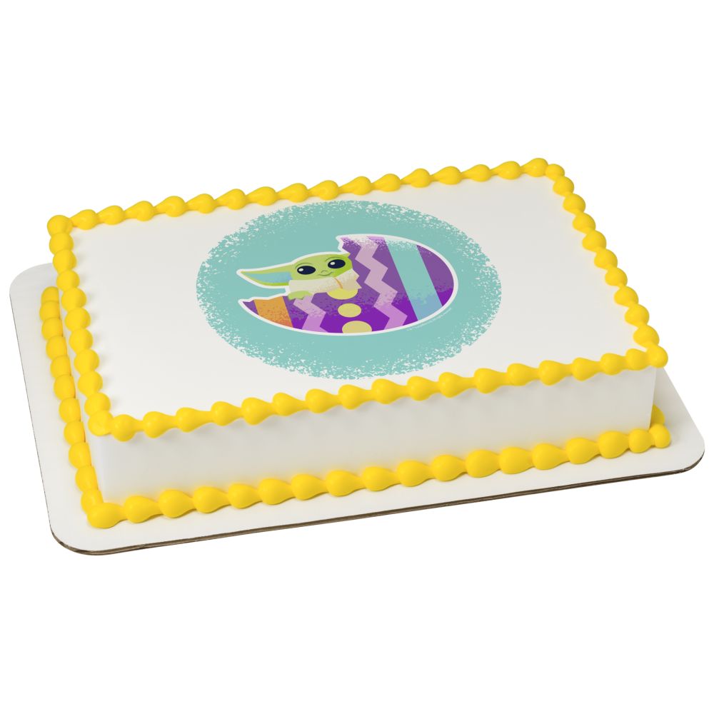 Image Cake STAR WARS™ The Mandalorian Grogu Easter Egg