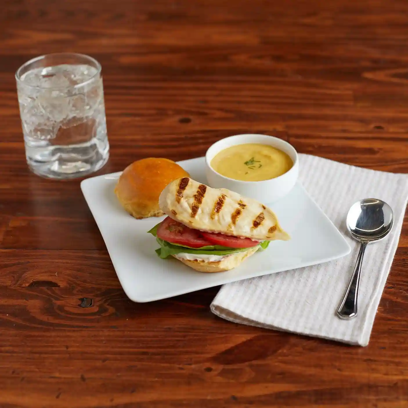 Tyson® All Natural* IF Unbreaded Boneless Skinless Chicken Breast Filets, 4 oz. https://images.salsify.com/image/upload/s--S_cfvXC2--/q_25/yyby1eakjsk1r5wxz2pd.webp