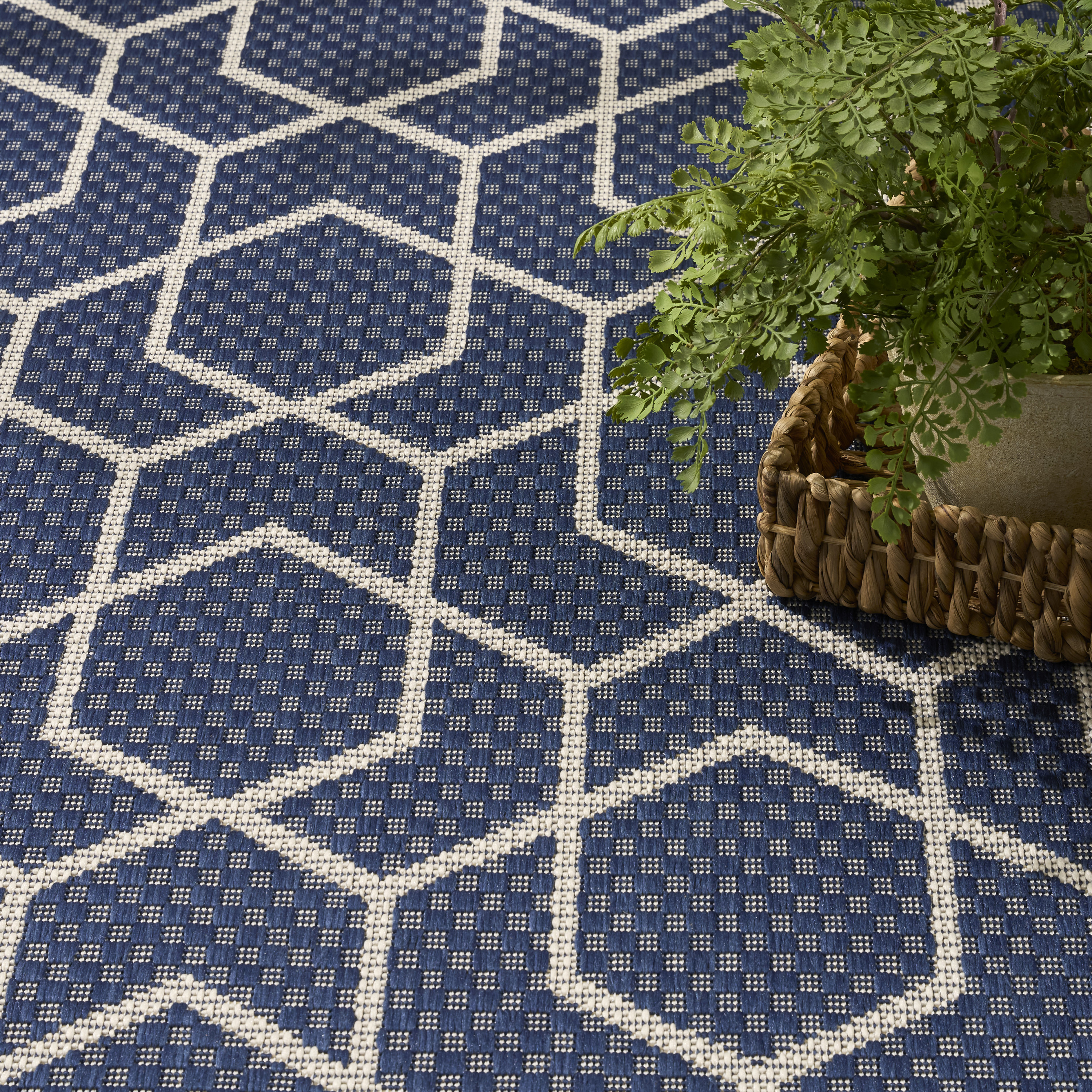 Nourison Horizon Indoor/Outdoor 9' x 12' Navy Modern Rug