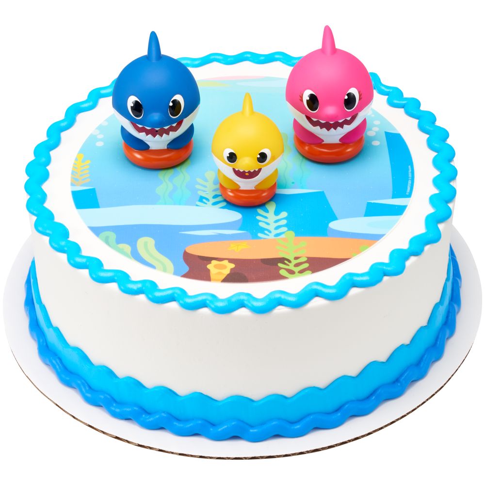 Image Cake Baby Shark Family Fun