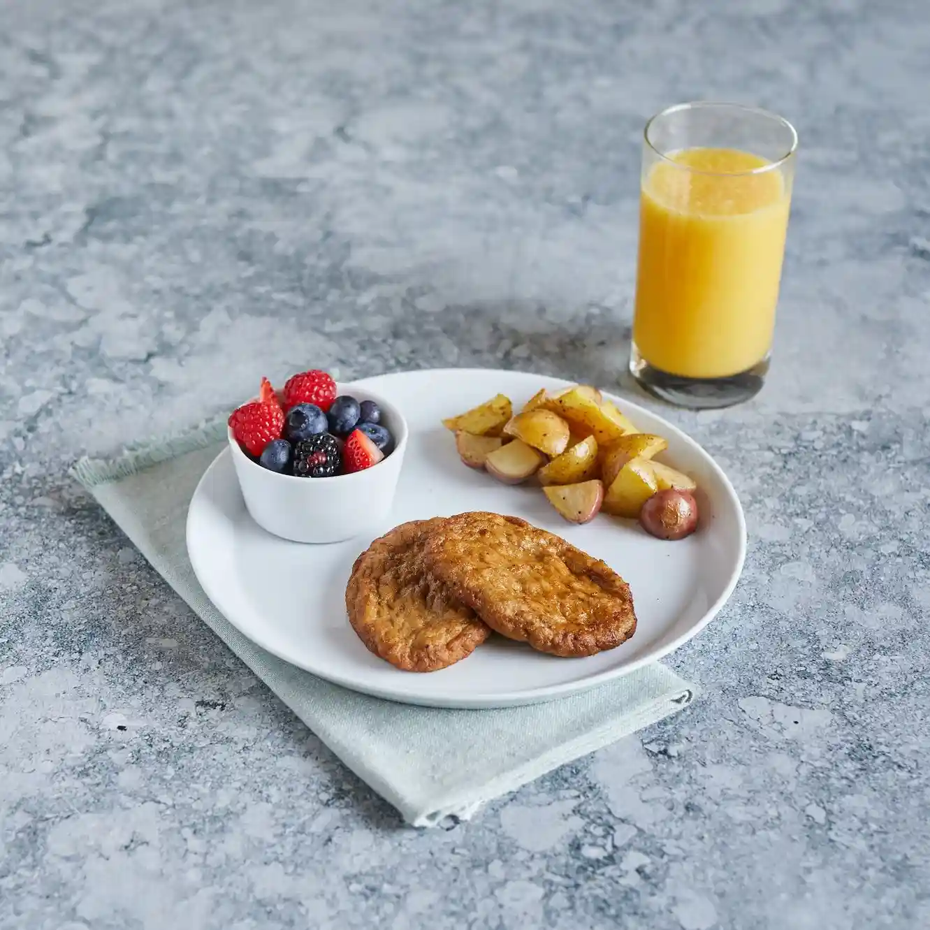 Tyson® Fully Cooked Chicken Sausage Patties, 1.43 oz. _image_1