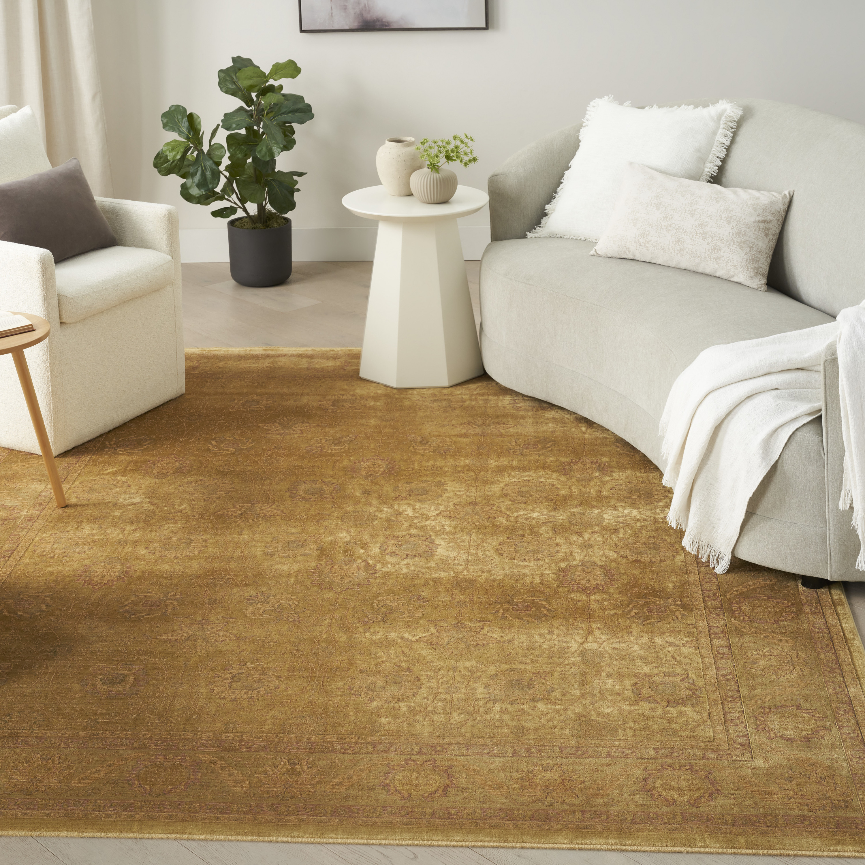Nourison Luxurious 5'3" x 7'3" Gold Vintage Indoor Rug