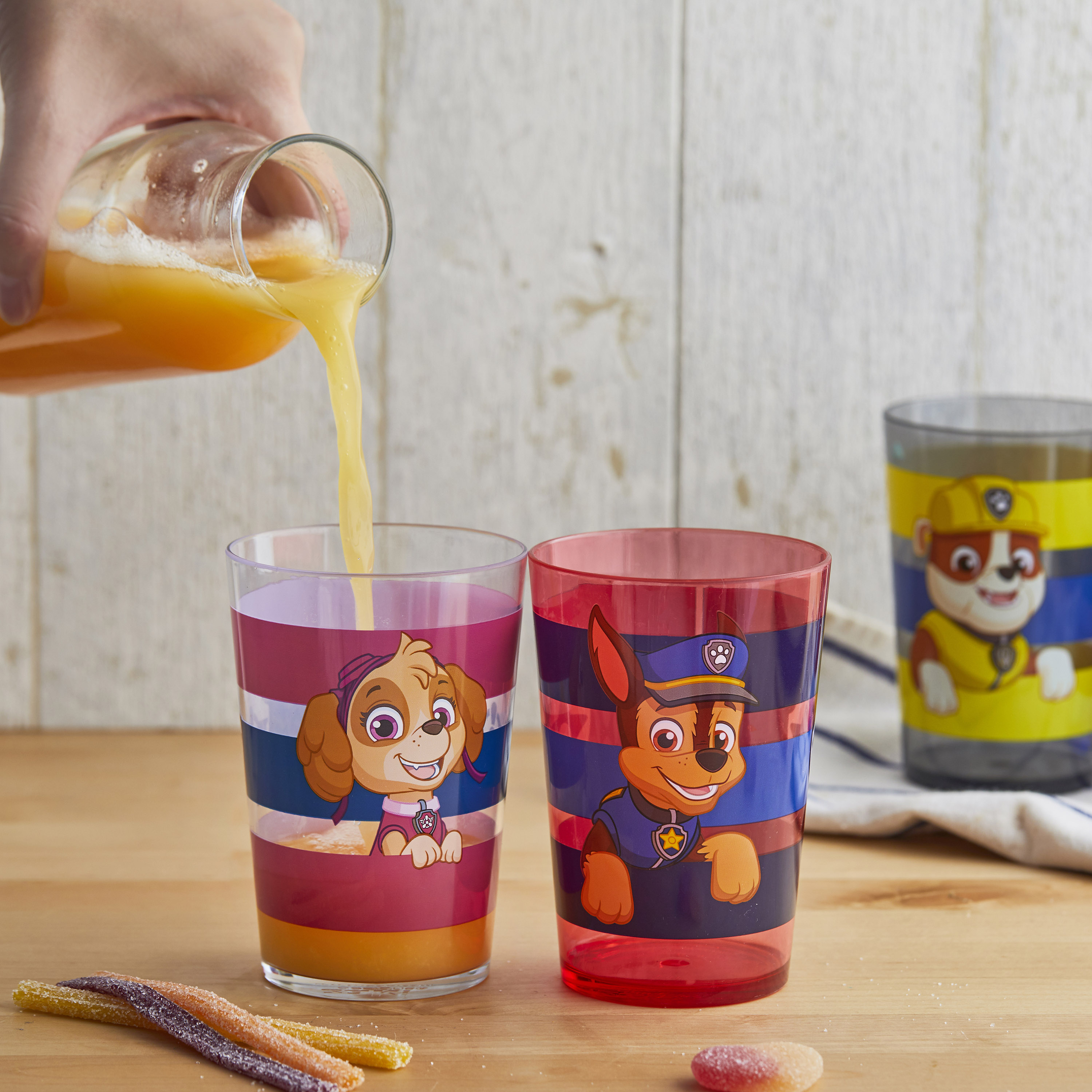 Paw Patrol 14.5 ounce Tumbler, Chase, Skye and Friends, 4-piece set slideshow image 3 Paw Patrol 14.5 ounce Tumbler, Chase, Skye and Friends, 4-piece set slideshow image 3