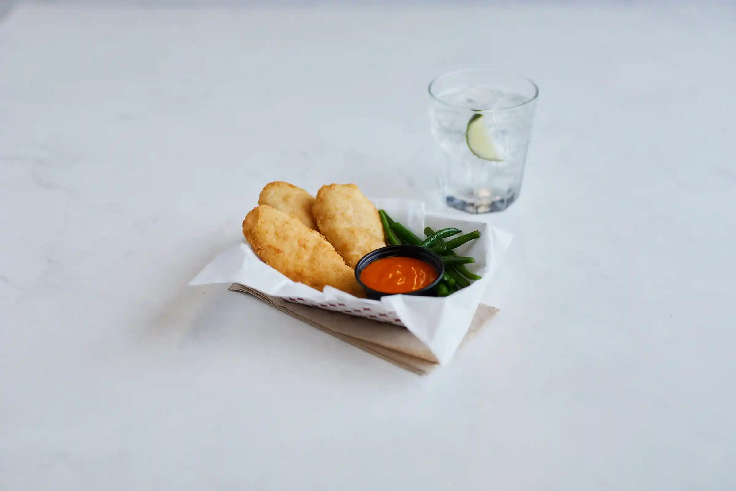 Tyson® Uncooked Portioned Breaded Chicken Breast Tenders https://images.salsify.com/image/upload/s--CcrHEdh1--/q_25/i7loshu1hwlwlhdvskyu.webp