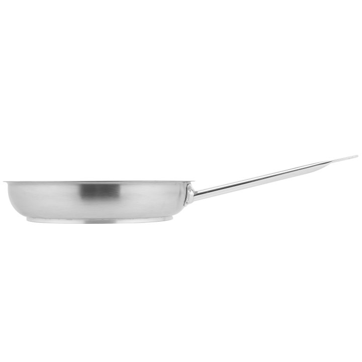 12-inch Centurion® frying pan with nonstick coating