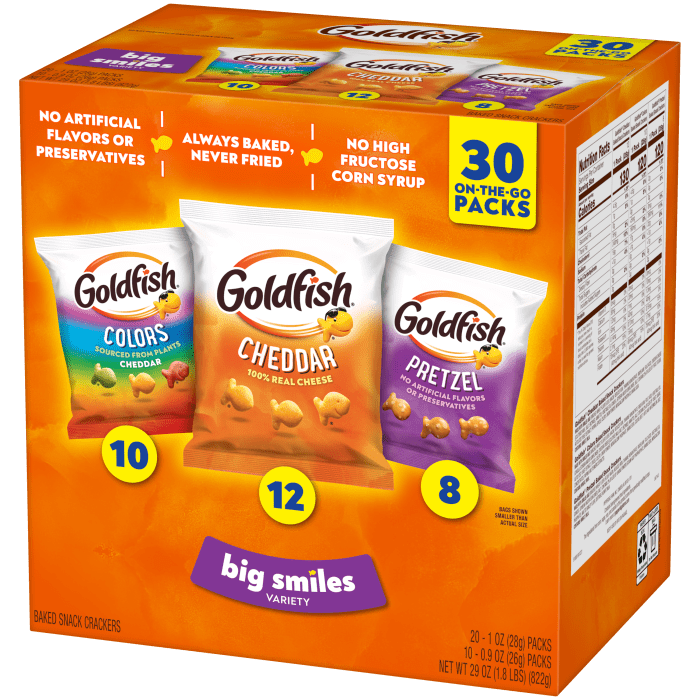 Goldfish® Big Smiles Variety, 30 count box, 29 oz, bag - Right Angle Image