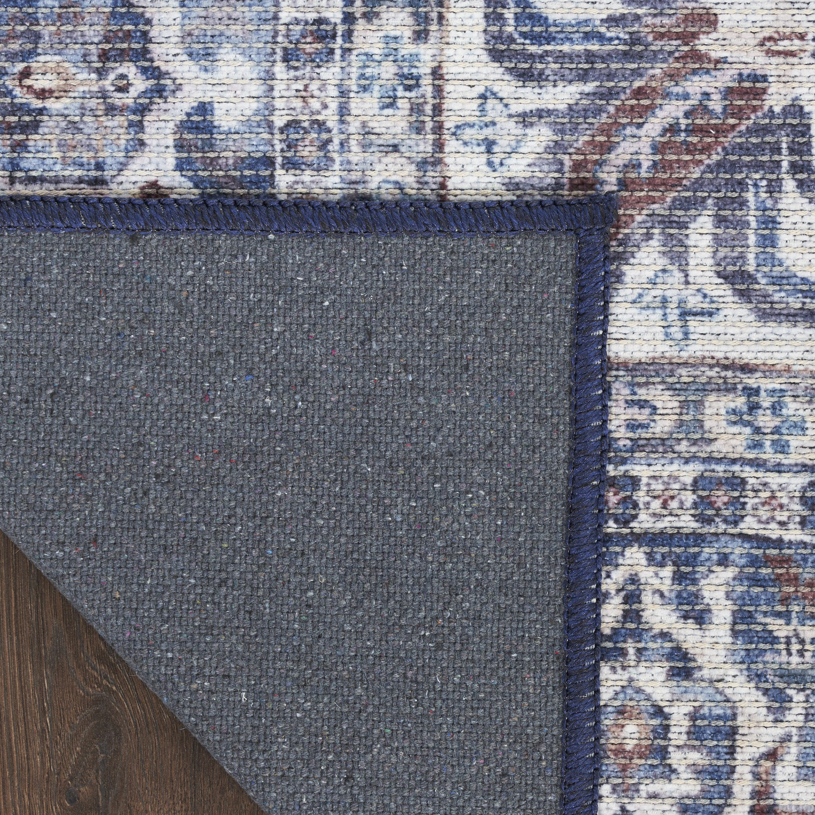 Nourison New Concept Washables 5'3" x 7'3" Navy Ivory Vintage Indoor Rug