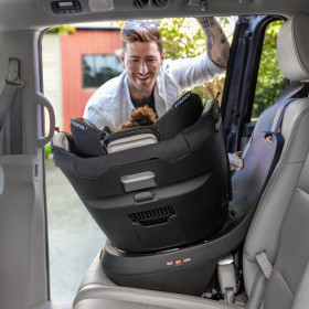 Revolve360 Slim 2-in-1 Rotational Convertible Car Seat