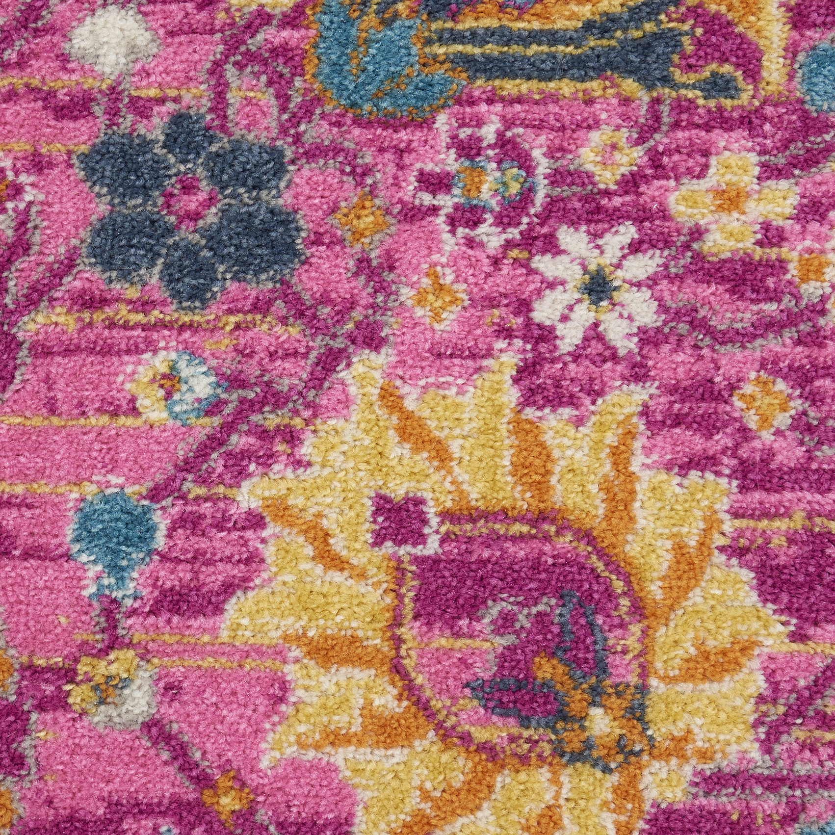 Nourison Passion 5'3" x 7'3" Fuchsia Bohemian Indoor Rug
