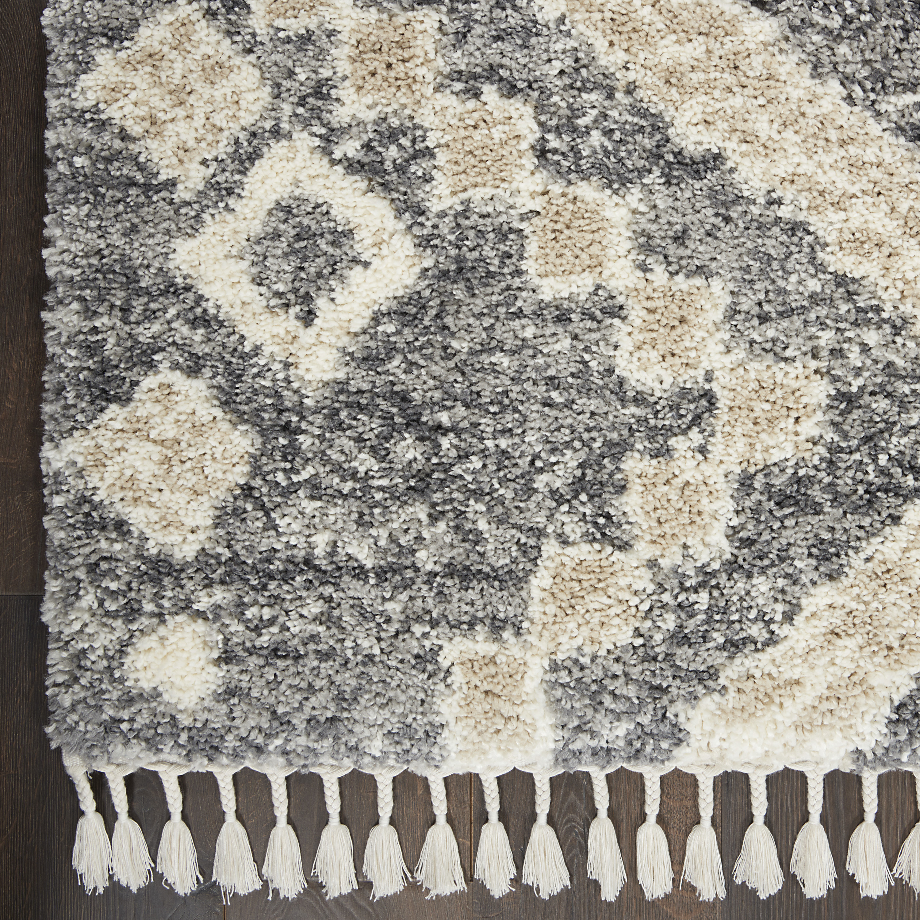 Nourison Oslo Shag 4' x 6' Grey Ivory Shag Indoor Rug