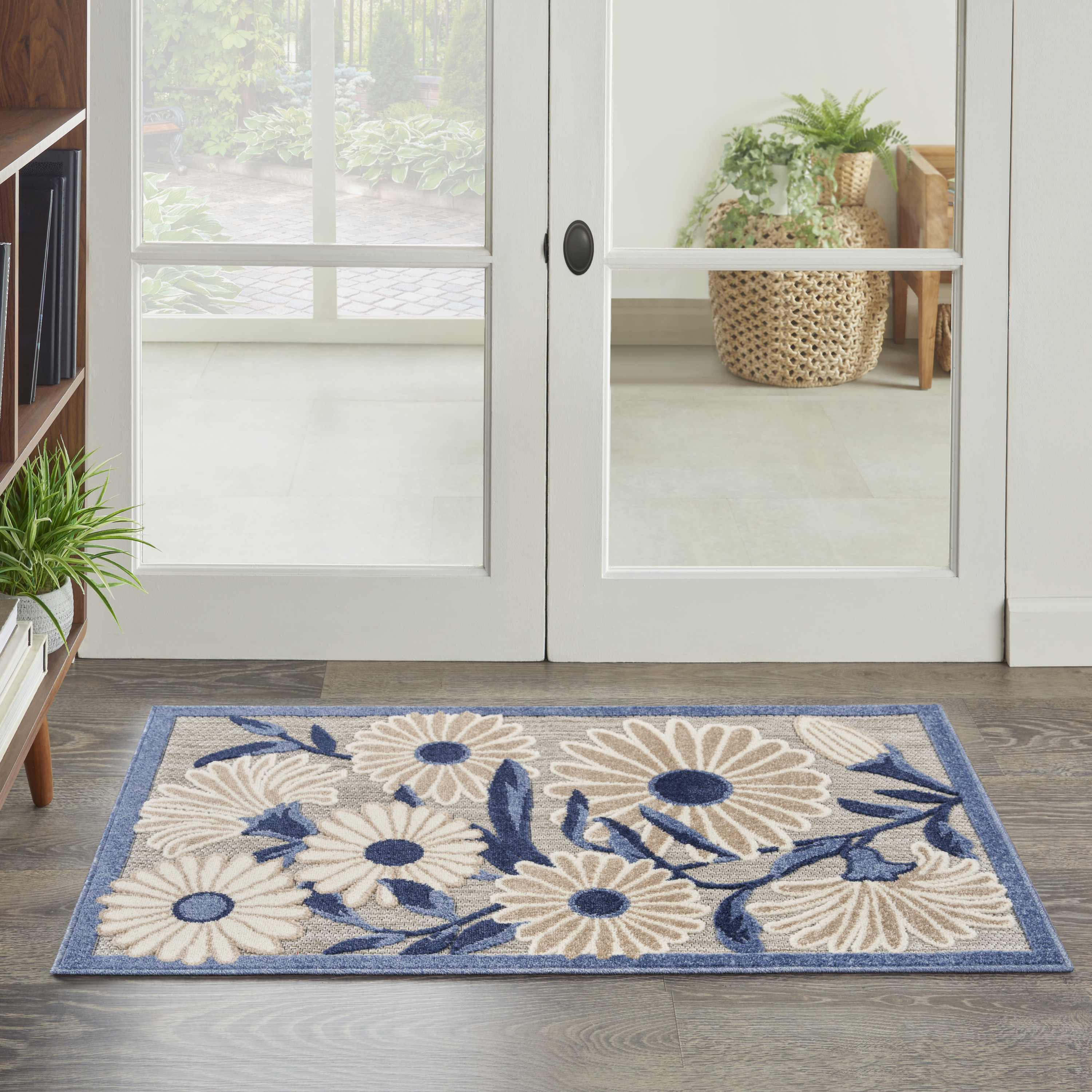 Nourison Aloha 2'8" x 4' Blue Grey Contemporary Rug
