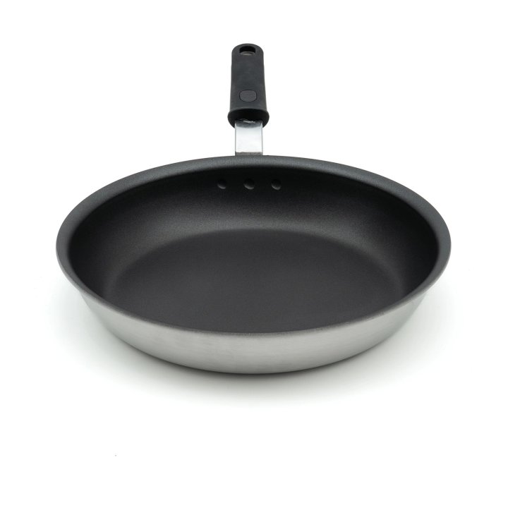 12-inch Wear-Ever® rivetless fry pan with CeramiGuard® II nonstick coating and silicone handle