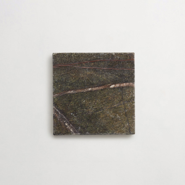 lapidary: girata | classique stout | galician green | tumbled 