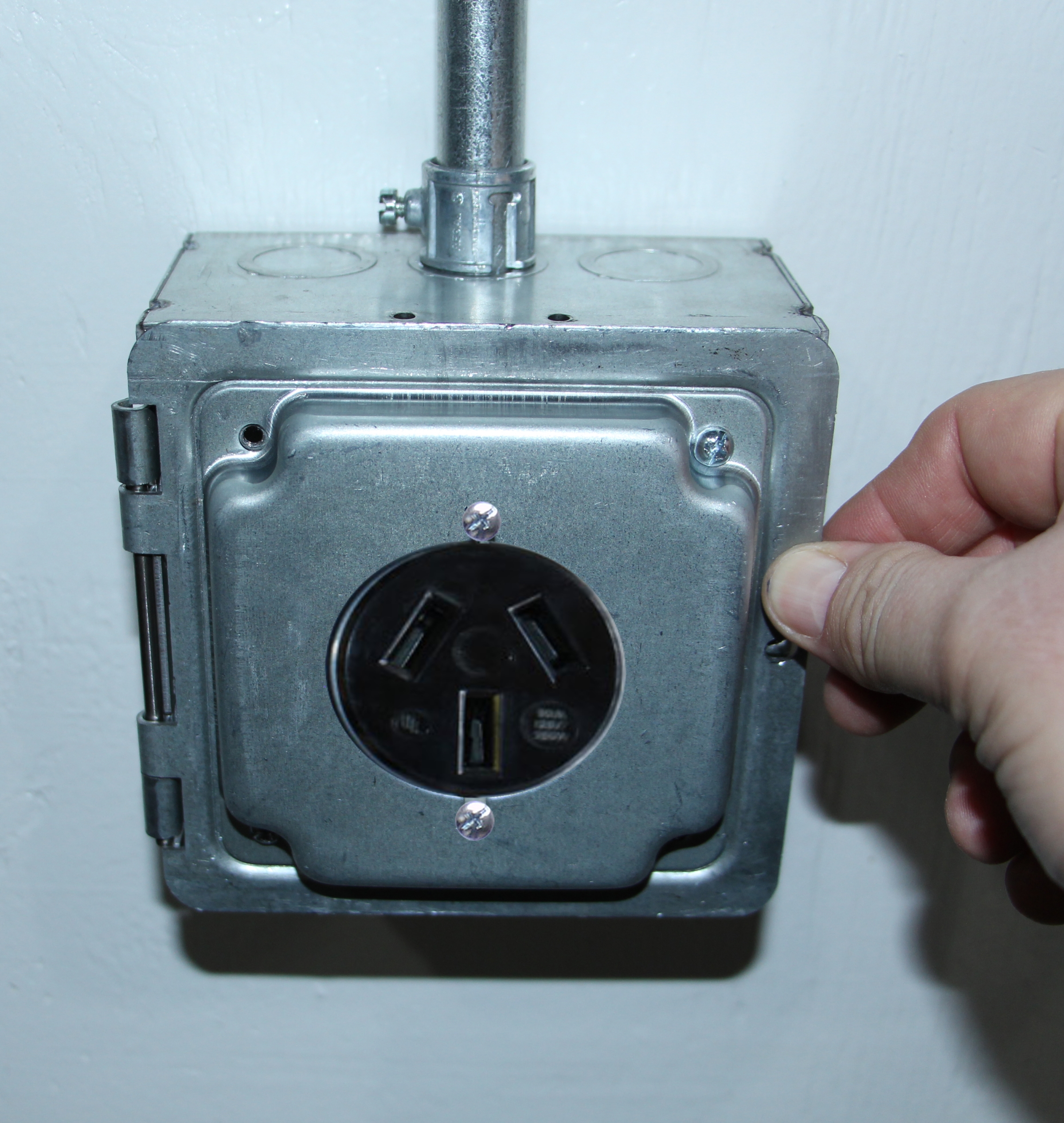 Product image for SWC HP1944 Sq bx w/ Hd 2141" 30A"du