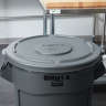 Rubbermaid Commercial, BRUTE, Self-Draining, Round, Resin, 55 gal, Gray, Receptacle Lid