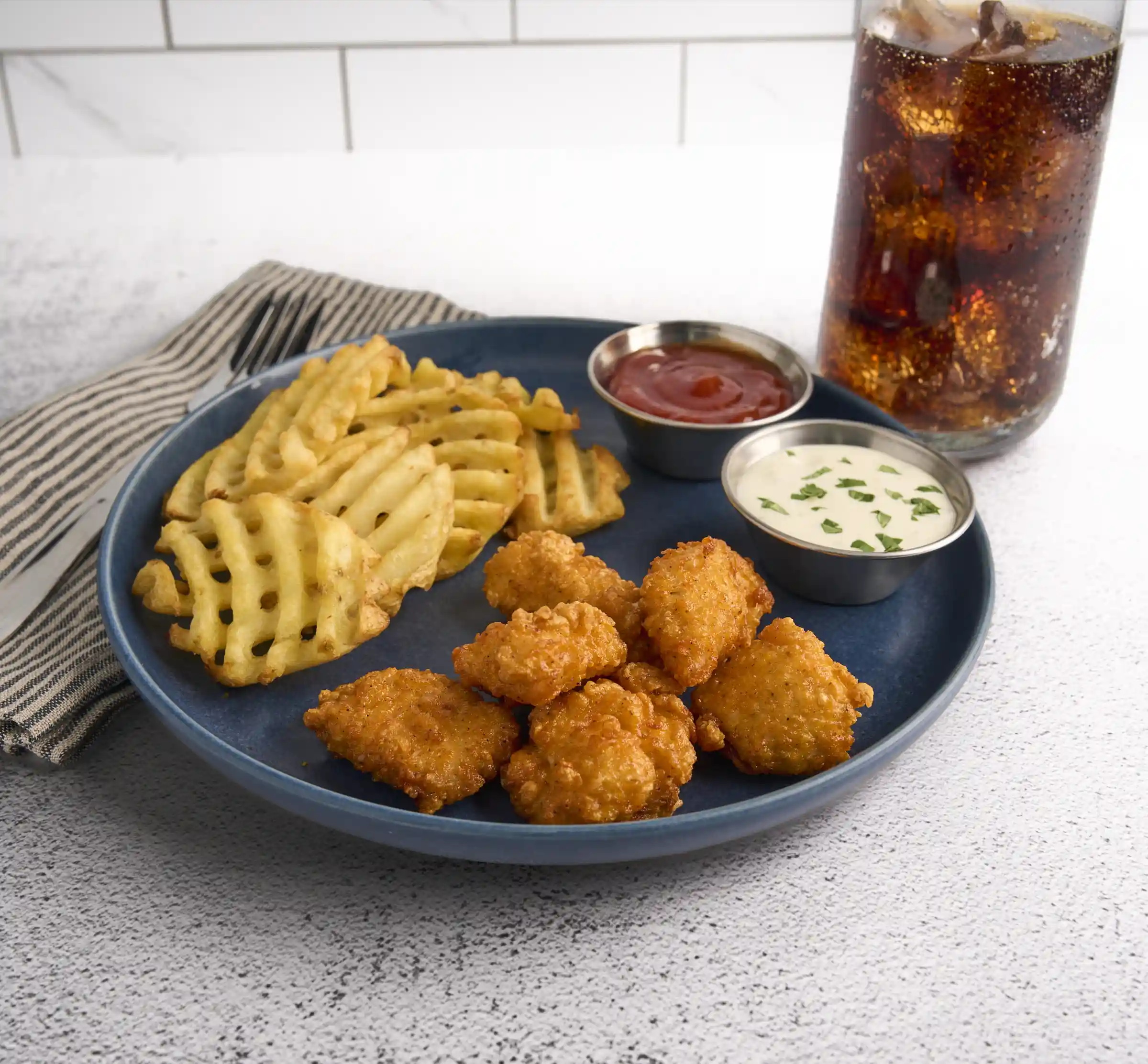 Tyson® Honey Stung® Fully Cooked Lightly Breaded Hot Honey Chicken Breast Chunks_image_1