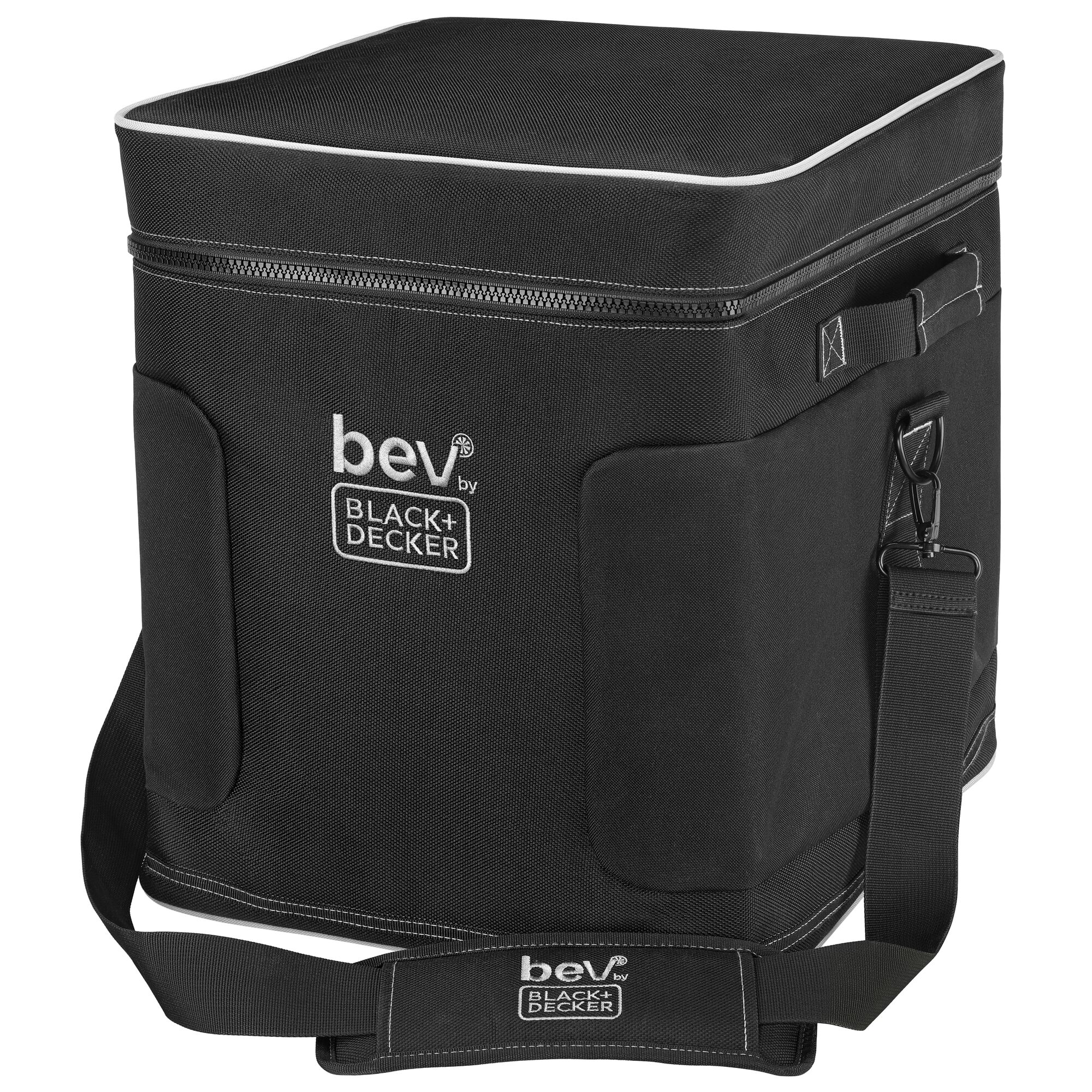 left facing 3/4 view of the bev by BLACK+DECKER™ cocktail maker storage bag