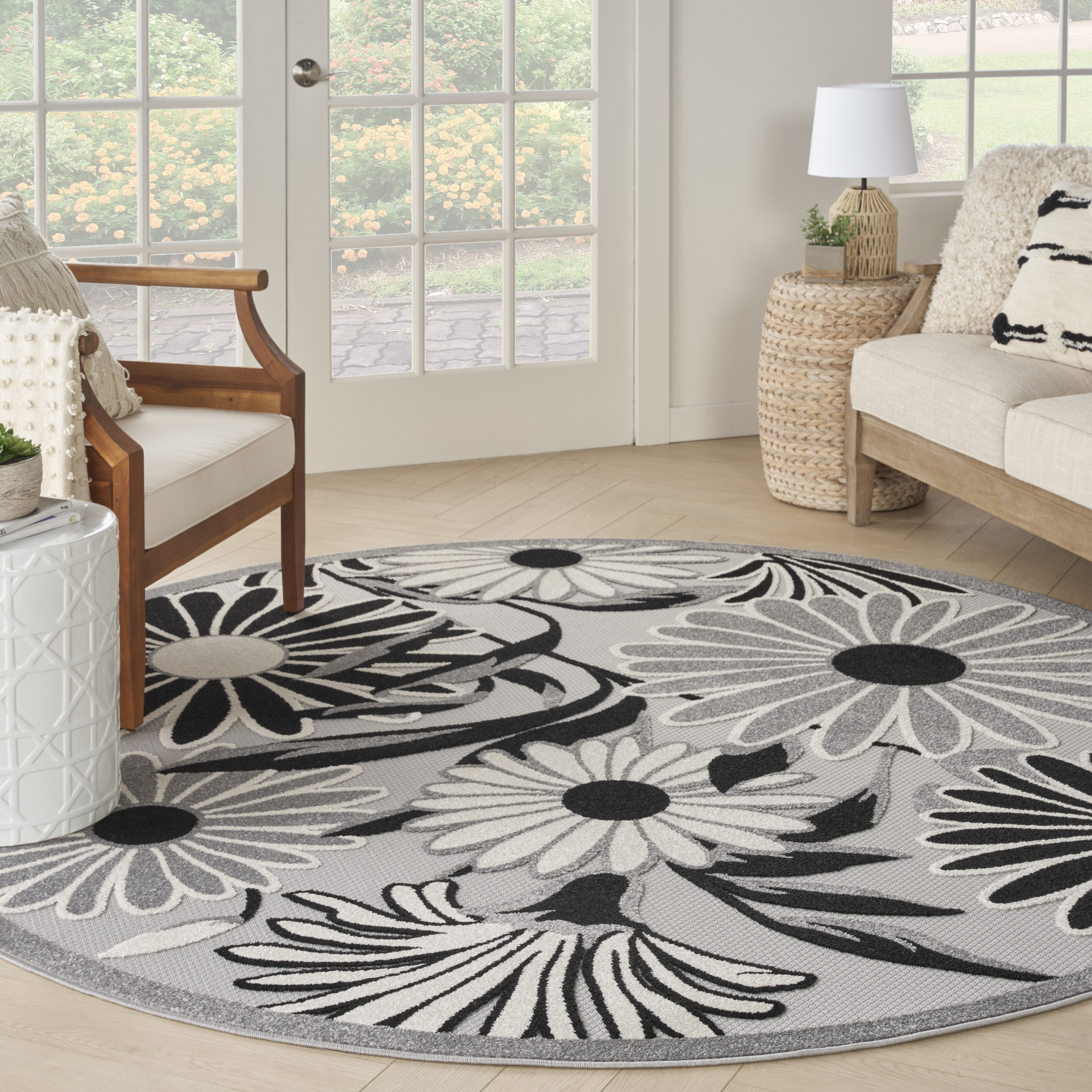 Nourison Aloha 7'10" x Round Black White Contemporary Rug