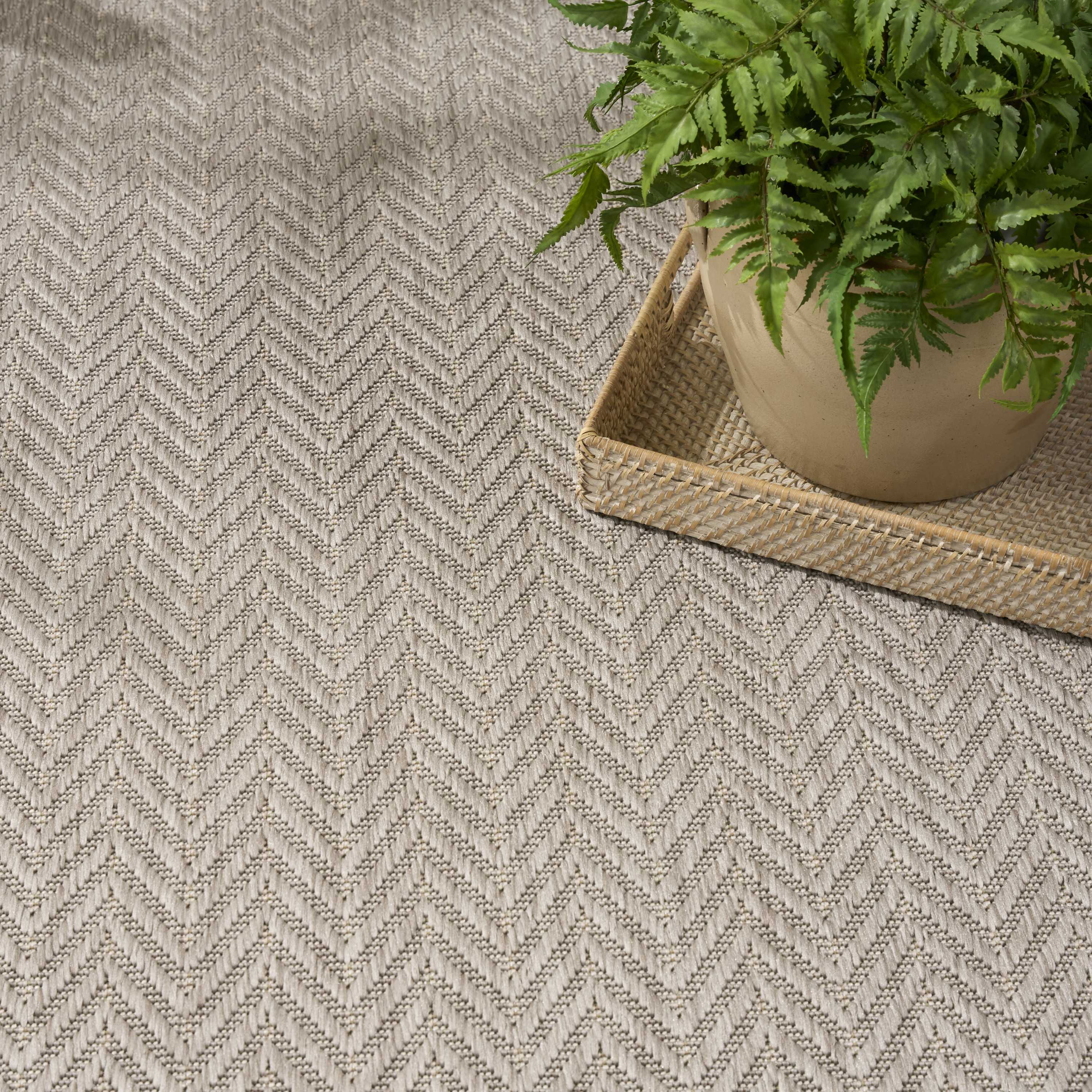 Nourison Horizon Indoor/Outdoor 6' x 9' Grey Modern Rug