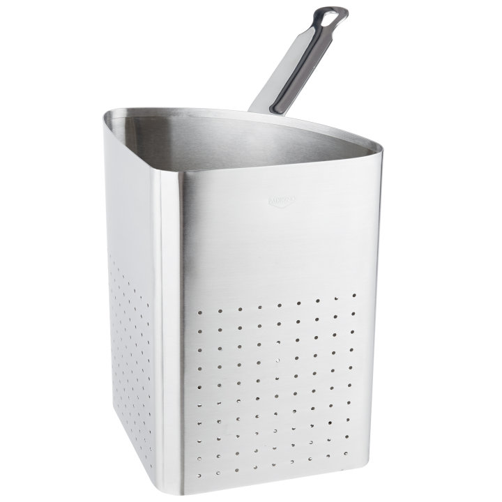 7 ½-quart Centurion® four-segment pasta inserts