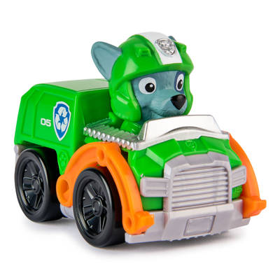 PAW Patrol: Air Rescue, Pup Squad Racers Collectible Rocky, Trash Truck Themed Toy Car, Kids Toys for Boys & Girls Ages 3 and up